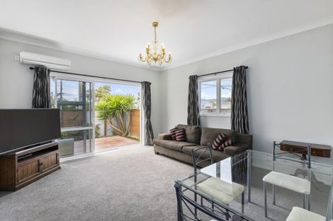 Photo of property in 30 South Street, Petone, Lower Hutt, 5012