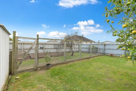 Photo of property in 3 Wakefield Street, Awapuni, Palmerston North, 4412