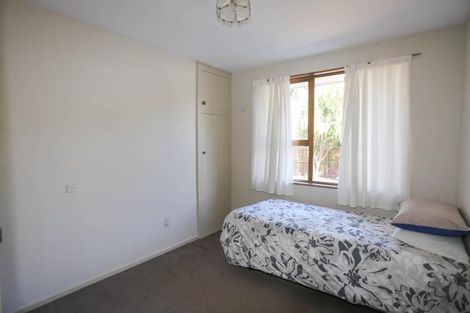 Photo of property in 2/4 Quinton Place, Bishopdale, Christchurch, 8053