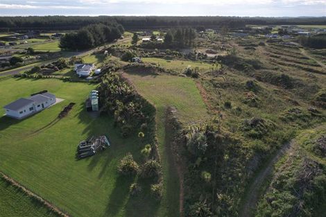 Photo of property in 14 Kanuka Drive, Waitarere, Levin, 5510