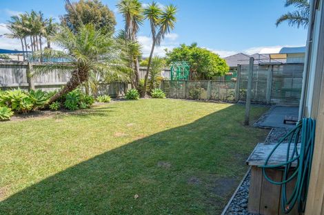 Photo of property in 23a Bayside Drive, Coopers Beach, 0420