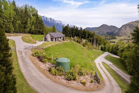 Photo of property in 86 Mountain View Road, Dalefield, Queenstown, 9371