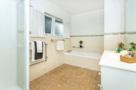 Photo of property in 46 Mountbatten Avenue, Hillcrest, Auckland, 0627