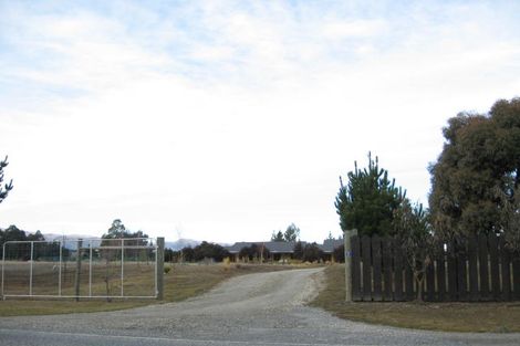 Photo of property in 27 Riverbank Road, Wanaka, 9382
