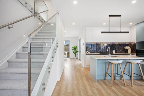 Photo of property in 39b Sorrel Crescent, Bucklands Beach, Auckland, 2012