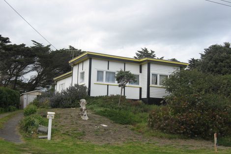 Photo of property in 132 Kahukura Avenue, Waitarere Beach, Levin, 5510