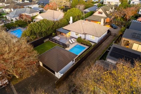 Photo of property in 6 Strowan Avenue, Fairfield, Hamilton, 3214