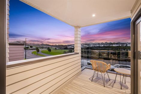 Photo of property in 10 Arran Point Parade, Orewa, 0931