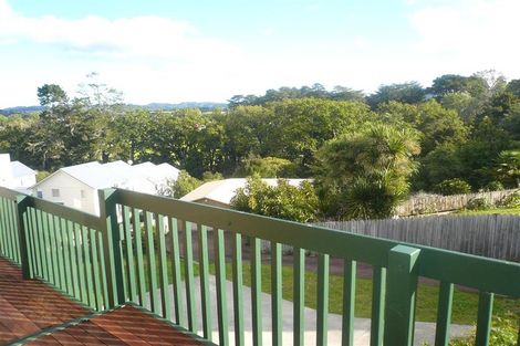 Photo of property in 23 Miriam Corban Heights, Henderson, Auckland, 0612