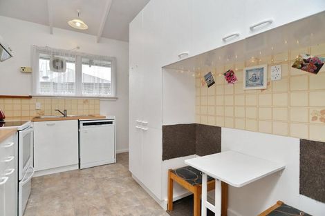 Photo of property in 2/1 Leeman Place, Redwood, Christchurch, 8051