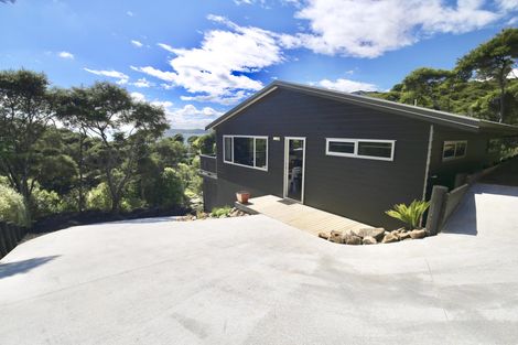 Photo of property in 33 Whaanga Road, Raglan, 3297