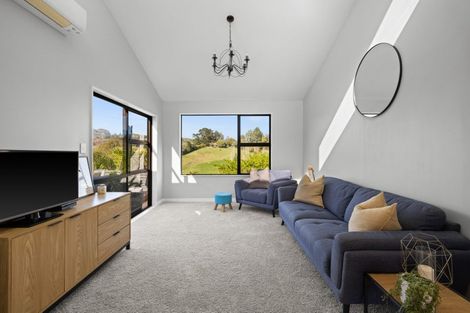 Photo of property in 57 Puflett Road, Havelock North, 4130