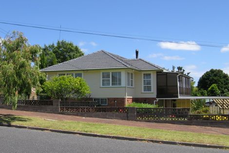 Photo of property in 53 Boundary Road, Blockhouse Bay, Auckland, 0600