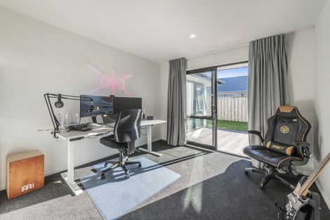 Photo of property in 30 Te Kanawa Lane, Rolleston, 7615