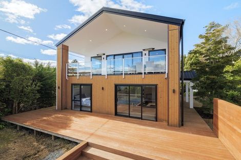 Photo of property in 16a Kellas Street, Macandrew Bay, Dunedin, 9014