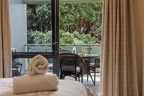 Photo of property in 281 Maunganui Road, Mount Maunganui, 3116