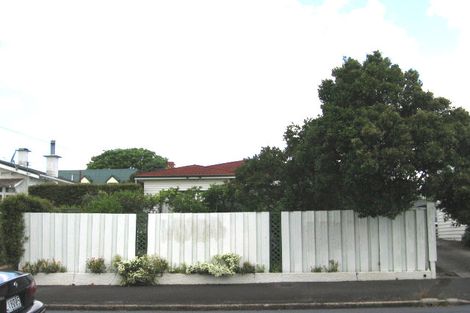 Photo of property in 38 Roberton Road, Avondale, Auckland, 1026