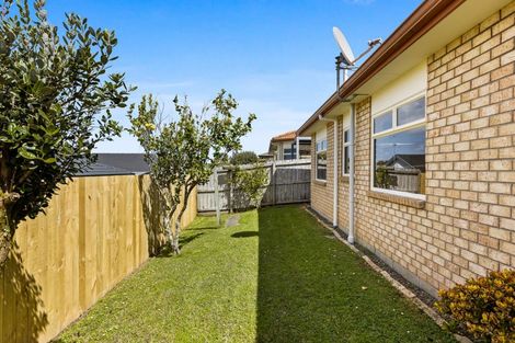 Photo of property in 3 Chesterfield Way, Orewa, 0931