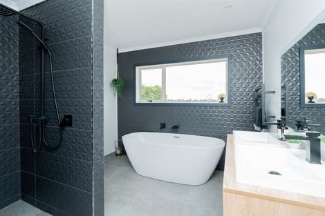 Photo of property in 650 Puketaha Road, Puketaha, Hamilton, 3281