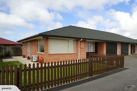 Photo of property in 2/43 Peverel Street, Riccarton, Christchurch, 8041