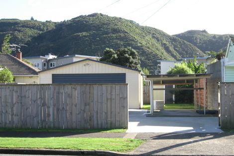Photo of property in 1 Peck Street, Taita, Lower Hutt, 5011