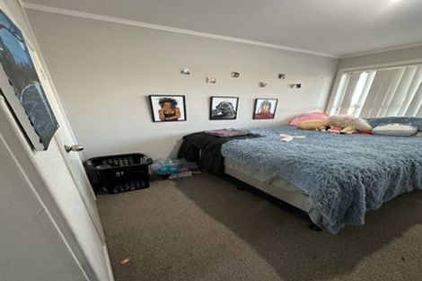 Photo of property in 6 Minton Place, Manurewa, Auckland, 2102