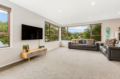 Photo of property in 9 Ayton Drive, Whitby, Porirua, 5024