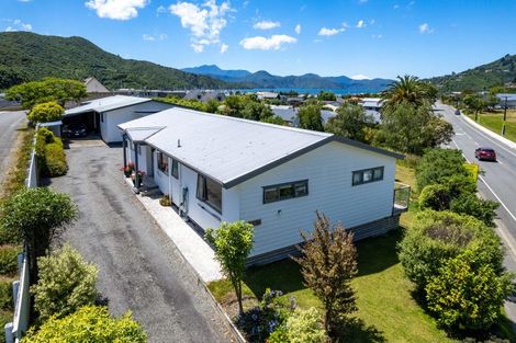 Photo of property in 247b Waikawa Road, Waikawa, Picton, 7220