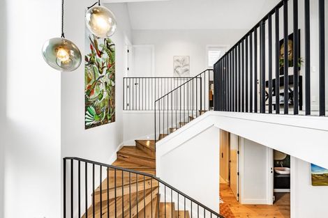 Photo of property in 71a Ngataringa Road, Devonport, Auckland, 0624