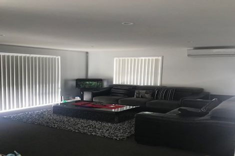 Photo of property in 24 Ladeira Place, Fitzroy, Hamilton, 3206