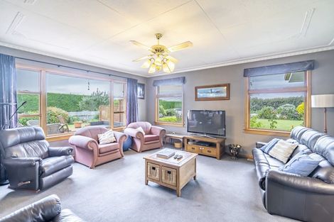 Photo of property in 1048 Lochiel-branxholme Road, Branxholme, Invercargill, 9874