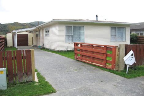 Photo of property in 37 Berkeley Road, Wainuiomata, Lower Hutt, 5014