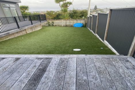 Photo of property in 12 Dallinghoe Crescent, Milford, Auckland, 0620