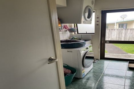 Photo of property in 15 South Avenue, Kaukapakapa, 0871