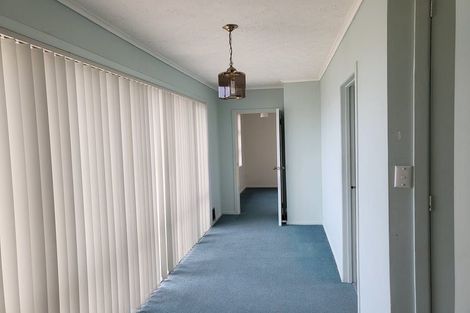 Photo of property in 25 James Tyler Crescent, Lynfield, Auckland, 1042