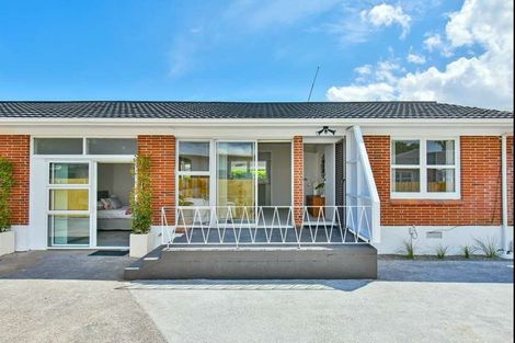 Photo of property in 2/11 Wentworth Avenue, Papatoetoe, Auckland, 2025