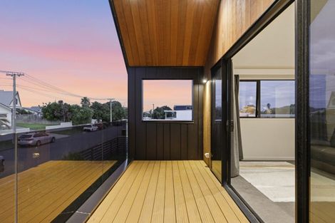 Photo of property in 8 Motiti Road, Papamoa Beach, Papamoa, 3118