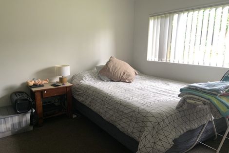 Photo of property in 4 Volta Place, Clendon Park, Auckland, 2103