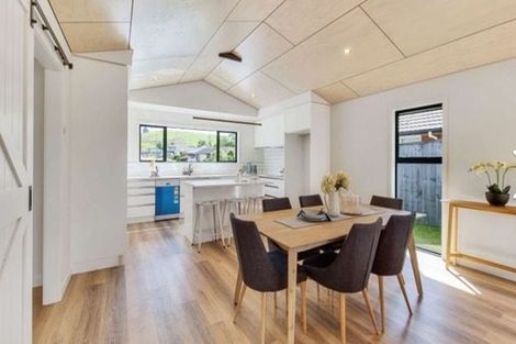 Photo of property in 11 Hamon Place, Pukehangi, Rotorua, 3015