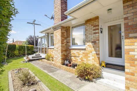 Photo of property in 2 Rimu Street, Gate Pa, Tauranga, 3112