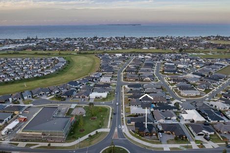 Photo of property in 2 Harding Drive, Papamoa Beach, Papamoa, 3118