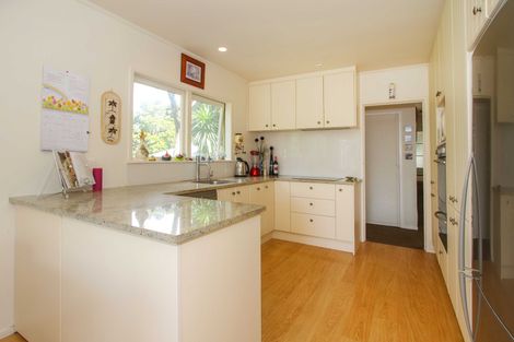 Photo of property in 1/19 Mcdowell Crescent, Hillcrest, Auckland, 0627