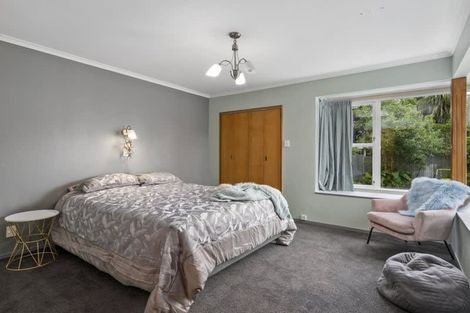 Photo of property in 9 Erin Street, Hokowhitu, Palmerston North, 4410