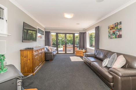 Photo of property in 38 Main North Road, Woodend, 7610