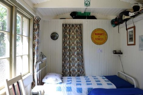 Photo of property in 15 Surat Bay Road, New Haven, Owaka, 9585