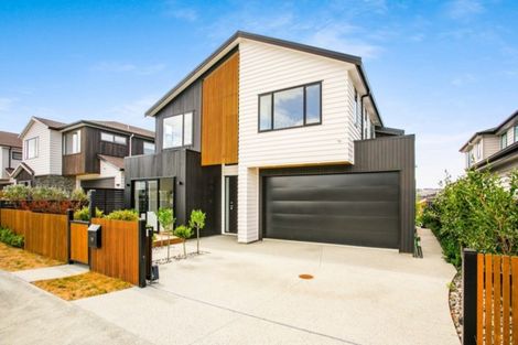 Photo of property in 19 Tawatawa Street, Long Bay, Auckland, 0630