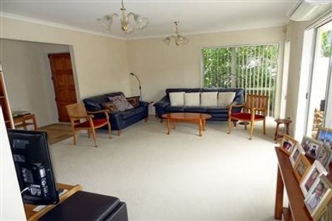 Photo of property in 22 Vanderbilt Parade, Albany, Auckland, 0632