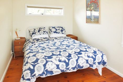 Photo of property in 11 Fabrin Street, Foxton Beach, Foxton, 4815