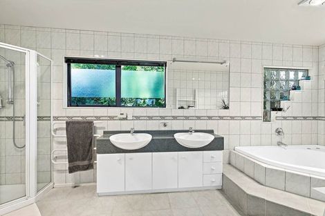 Photo of property in 62 Stanmore Bay Road, Stanmore Bay, Whangaparaoa, 0932