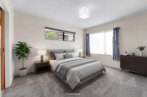 Photo of property in 18 Van Dyke Place, West Harbour, Auckland, 0618